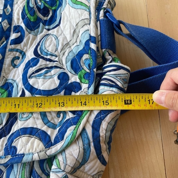 Vera Bradley Mediterranean White Messenger Bag Laptop Backpack Floral Shoulder - Picture 10 of 16